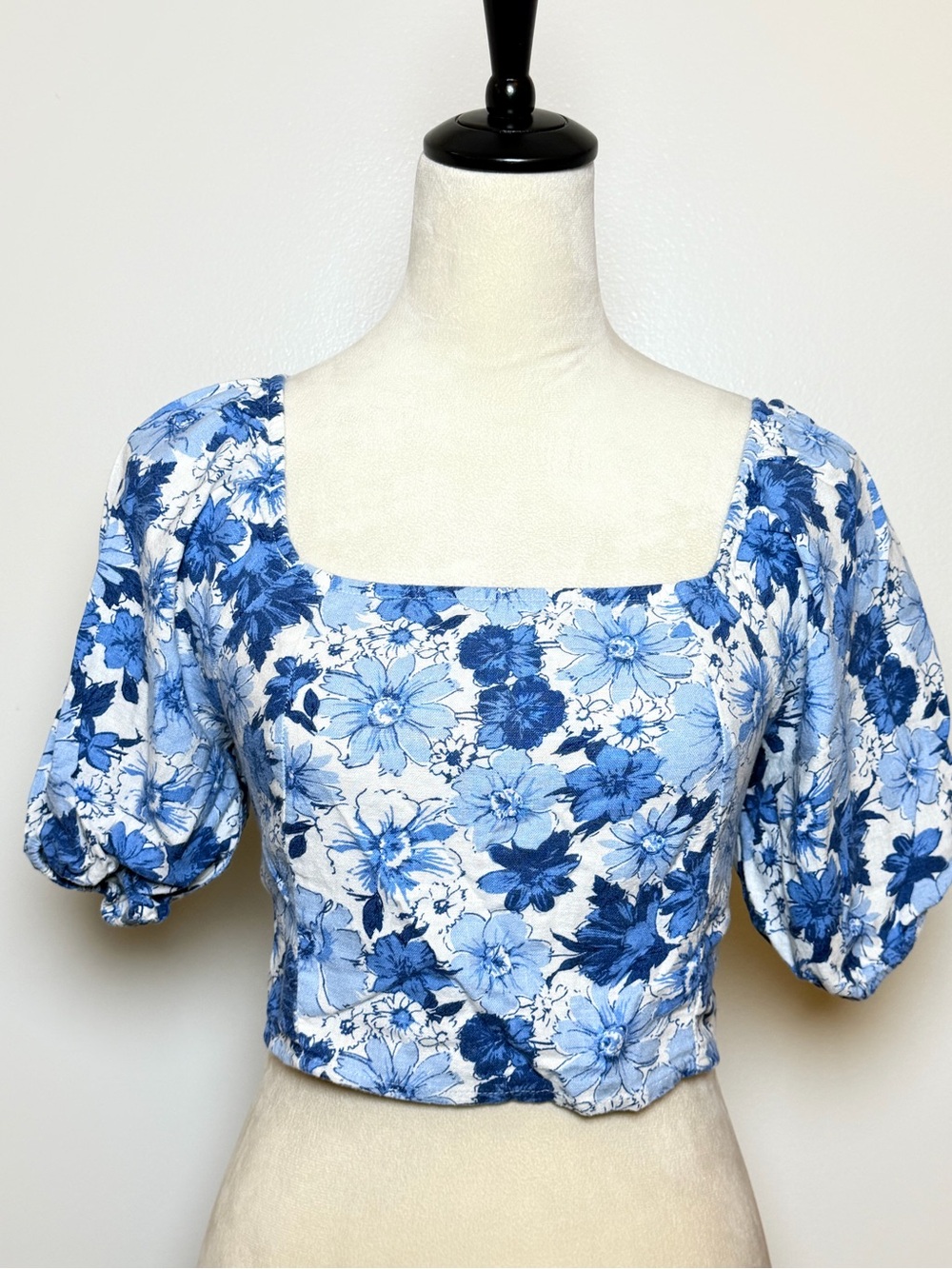 Lucky Brand Crop Top Women’s Small Blue Floral Linen Blend Puff Sleeve Smocked